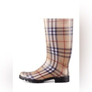 AUTHENTIC BURBERRY RUBBER RAINBOOTS. 
SIZE 36